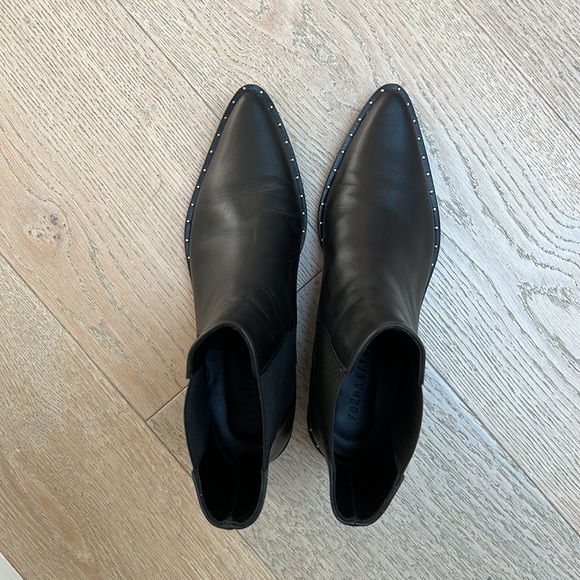 Freda Salvador Joan Chelsea Boot - Picture 2 of 6